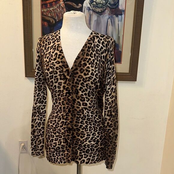 Chico’s Leopard Print Soft Cardigan Size 1= Medium - Picture 1 of 10